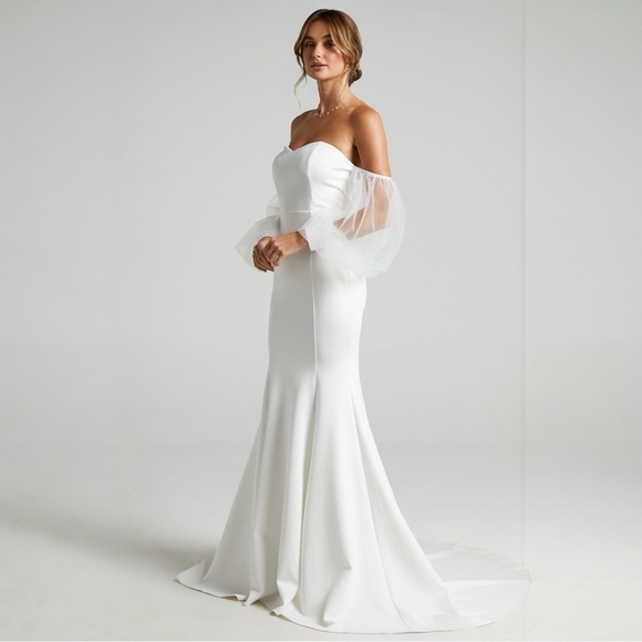 Showpo Semi-New Off-Shoulder Mermaid Women's Statement Sleeve White Gown Size 4 - Picture 2 of 13